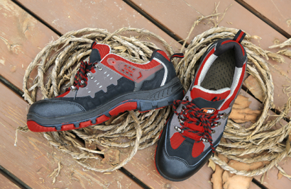 伐木作业需要穿安全鞋吗