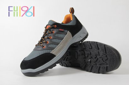 飞鹤鞋业 | 汽车零件加工制造车间，选择飞鹤0311F款防砸防刺穿安全鞋