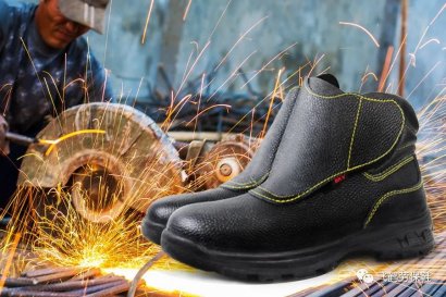 <b>电力行业适用的耐高温、防喷溅劳保鞋</b>